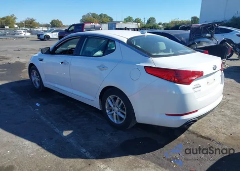 2013 Kia Optima Lx z USA, uszkodzony, nr VIN KNAGM4A79D5371704